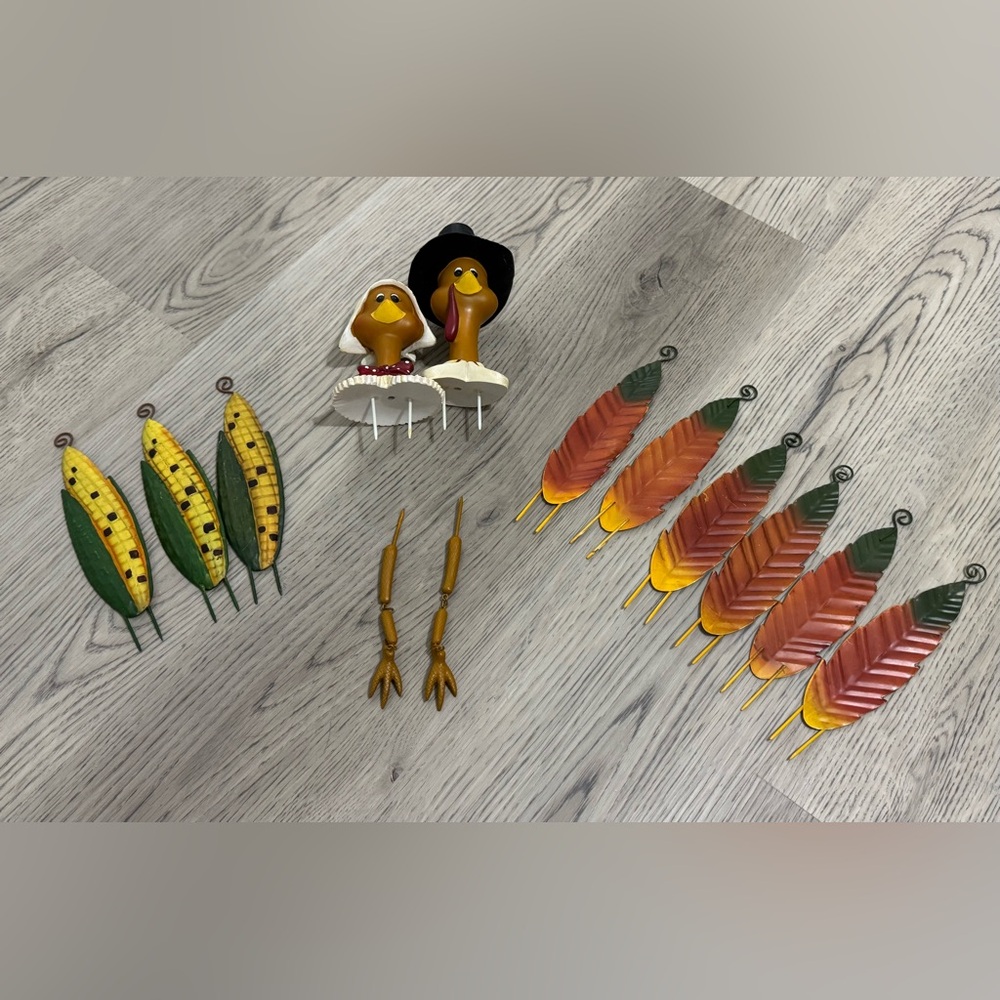 Vintage THANKSGIVING Pumpkin Dress Up Poke Kits Mr. and Mrs. Turkey - EUC